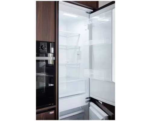 Встраиваемый холодильник Hyundai CC4023F белый