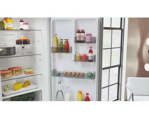 Холодильник Hotpoint HT 5200 AB