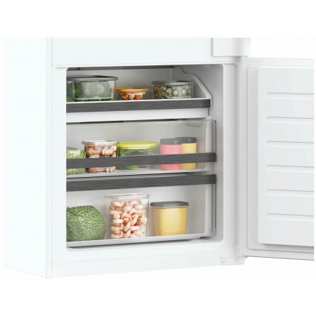 Встраиваемые холодильники HAIER HBW5719ERU