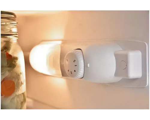 Холодильник VESTEL VCB 170 VW белый