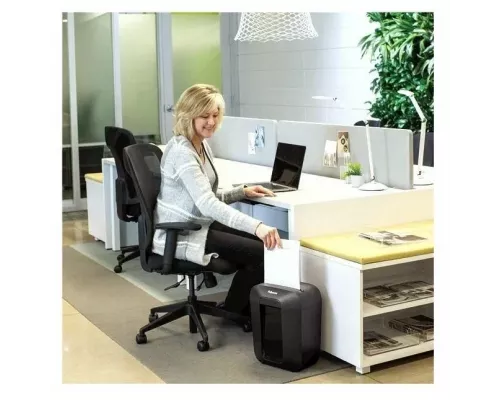 Шредер Fellowes PowerShred LX41 черный