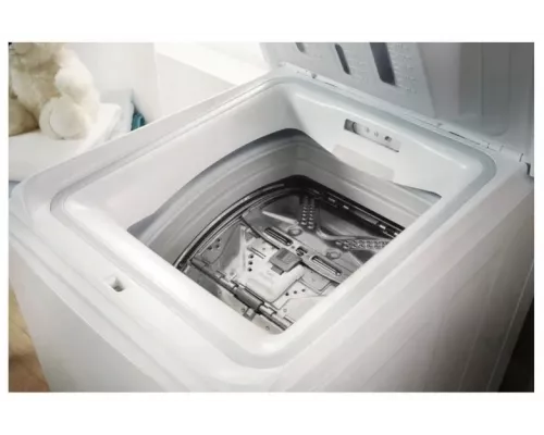 Вертикальная стиральная машина Indesit BTW S72200