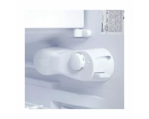 Холодильник Indesit TT 85 A белый