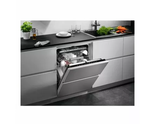 Встраиваемая посудомоечная машина AEG FSK73768P