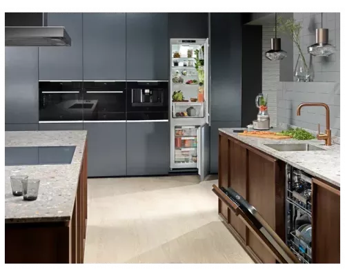 Встраиваемая посудомоечная машина Electrolux EEC767310L