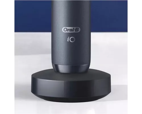 Электрическая зубная щетка Oral-B IO8 BLACK