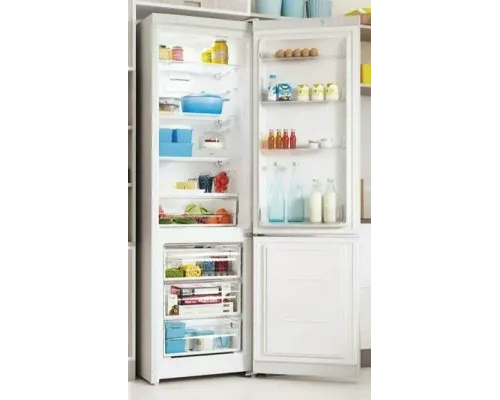 Холодильник Indesit ITR 5200 W