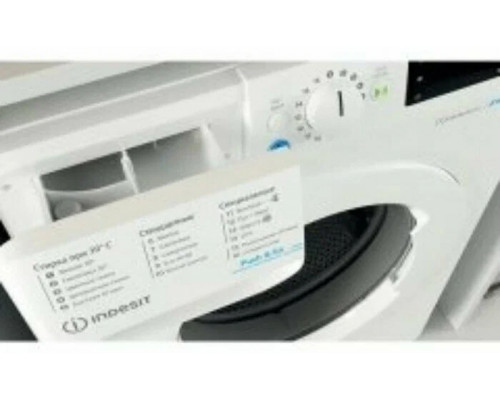 Стиральная машина INDESIT BWE 81282 L белый