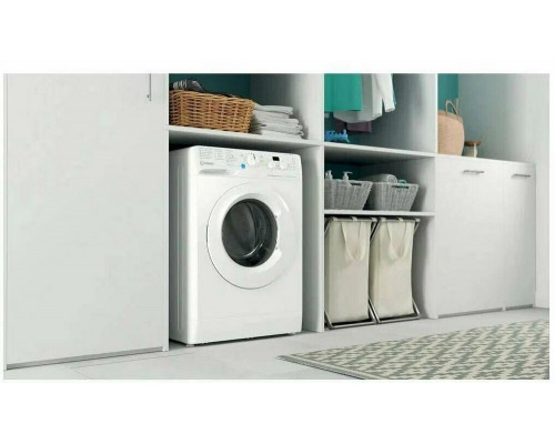 Стиральная машина INDESIT BWSD 61051 белый