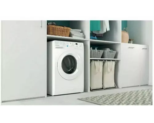 Стиральная машина Indesit BWSD 61051 белый