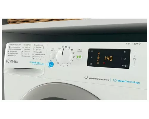 Стиральная машина Indesit BWSE 71252X WSV RU белый/серебро