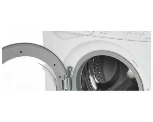 Стиральная машина Indesit IWSC 5105 белый