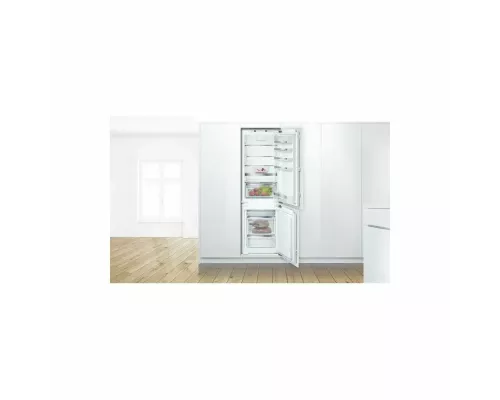 Холодильник Bosch KIN86AF3M8