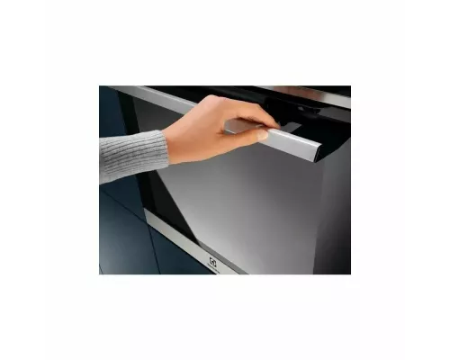 Духовой шкаф Electrolux COE7P31X2 черный/серебристый