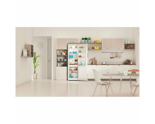 Холодильник Indesit ITS 5200 W UZ белый Холодильник Indesit ITS 5200 W UZ белый