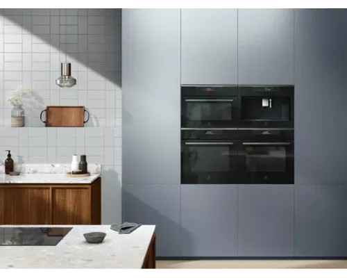 Духовой шкаф Electrolux KVLBE08H черный