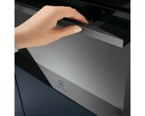Духовой шкаф Electrolux KVLBE08H черный