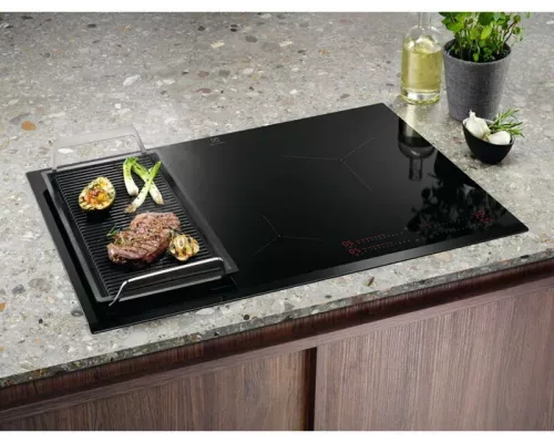 Варочная поверхность Electrolux EIV85453 черный