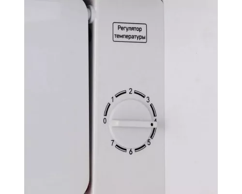 Холодильник BBK RF-090 белый