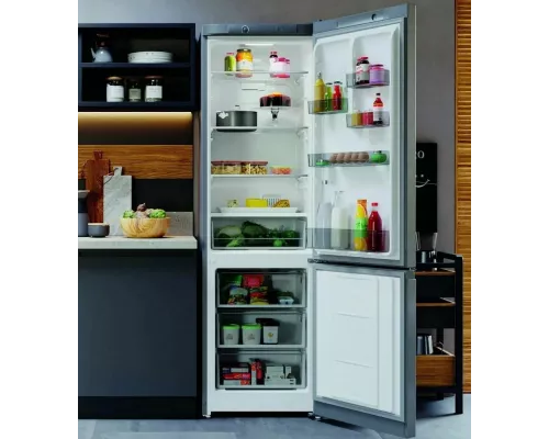 Холодильник Hotpoint HT 4200 S серебристый