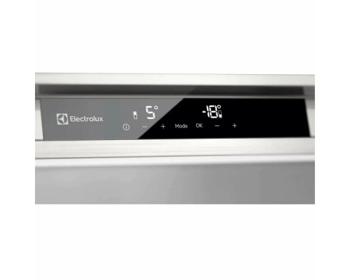 Встраиваемый холодильник Electrolux LNS9TE19S белый