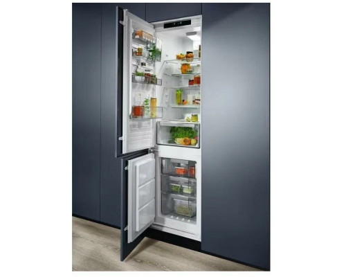 Встраиваемый холодильник Electrolux ENS6TE19S белый Встраиваемый холодильник Electrolux ENS6TE19S белый