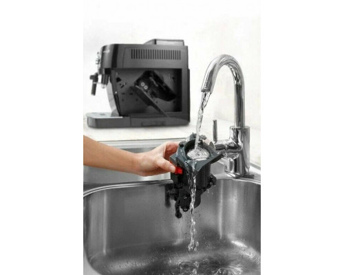 Кофемашина DeLonghi ECAM 22.112.B черный