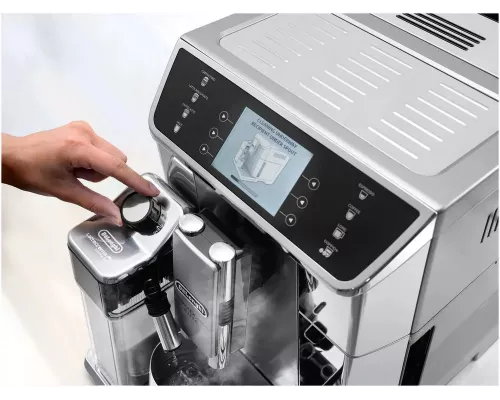 Кофемашина DeLonghi ECAM 650.55.MS серебристый