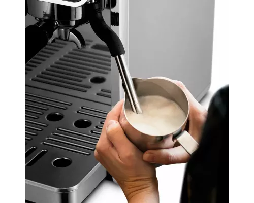 Кофеварка Kitfort КТ-7321 нержавеющая сталь/черный