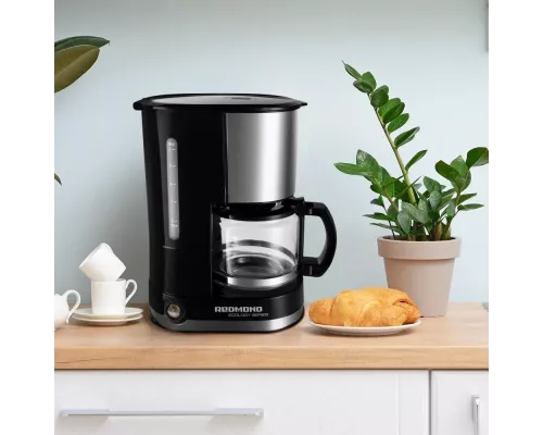 Кофеварка Redmond RCM-M1507 черный/серебристый