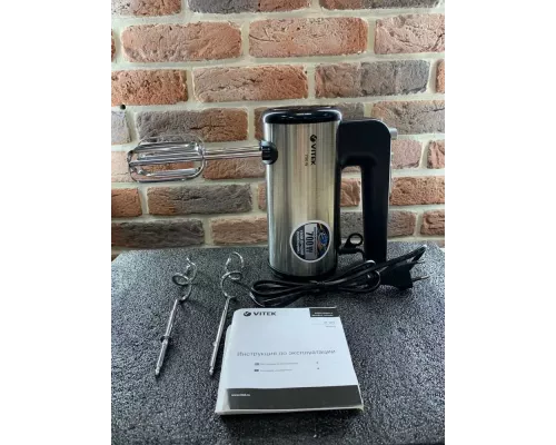 Миксер Vitek VT-1411 черный