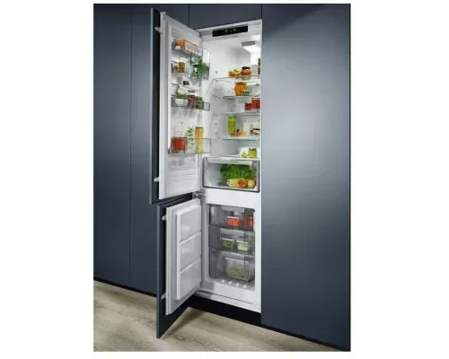 Встраиваемый холодильник  Electrolux ENS6TE19S белый