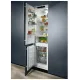 Встраиваемый холодильник Electrolux ENS8TE19S белый