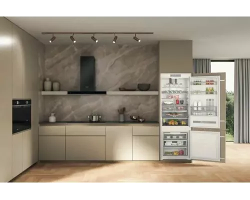 Встраиваемый холодильник  Whirlpool SP40 812 EU2