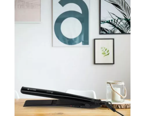 Выпрямитель Vitek VT-8403 черный