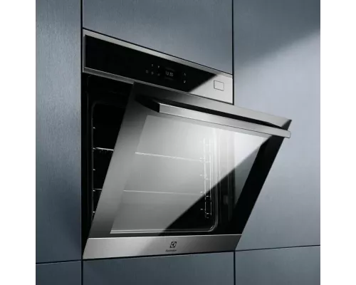 Духовой шкаф Electrolux EOB8S39WX
