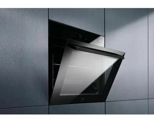 Духовой шкаф Electrolux EOB8S39WZ