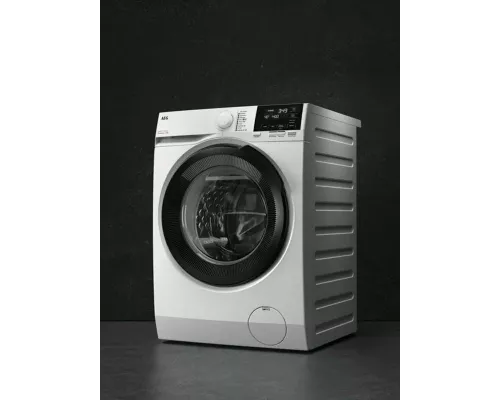 Стиральная машина AEG LFR71844BE