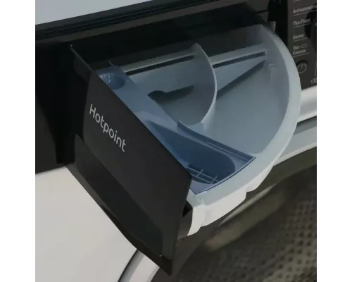 Стиральная машина Hotpoint NSD 7239 ZS VE RU белый