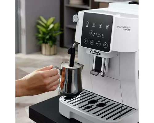 Кофемашина DeLonghi ECAM220.21.W