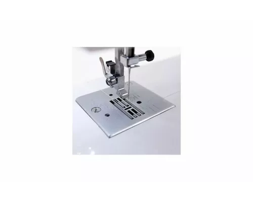 Швейная машина LEADER MIRACLE