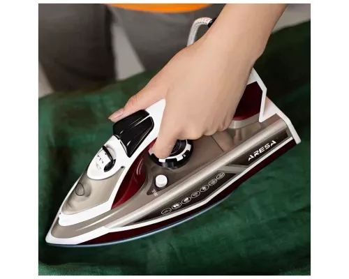 Утюг Aresa AR-3122