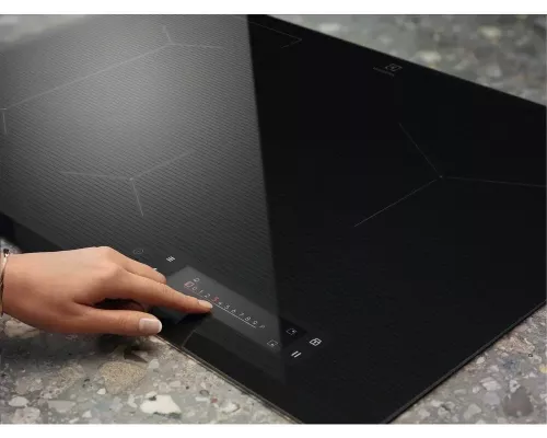 Варочная поверхность Electrolux EIS8648