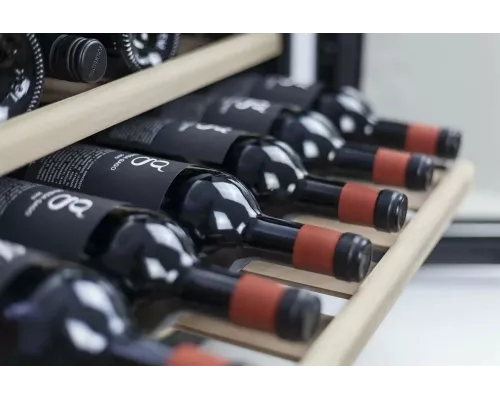 Винный шкаф CASO WineSafe 18 EB Black