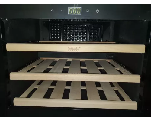 Винный шкаф CASO WineSafe 18 EB Black