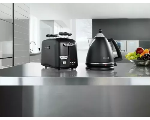 Чайник DeLonghi KBX2016.BK1