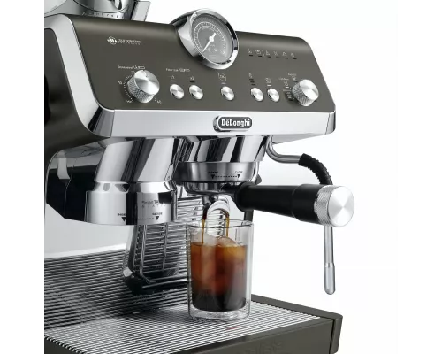 Кофеварка Delonghi EC9555.BK