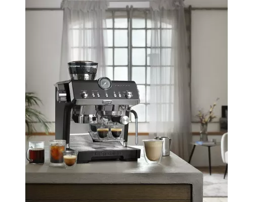 Кофеварка Delonghi EC9555.BK