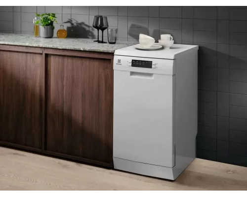 Посудомоечная машина Electrolux ESA42110SW белый