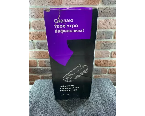 Вафельница KITFORT КТ-1643 белый